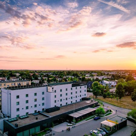 Ilonn Hotel Πόζναν Εξωτερικό φωτογραφία